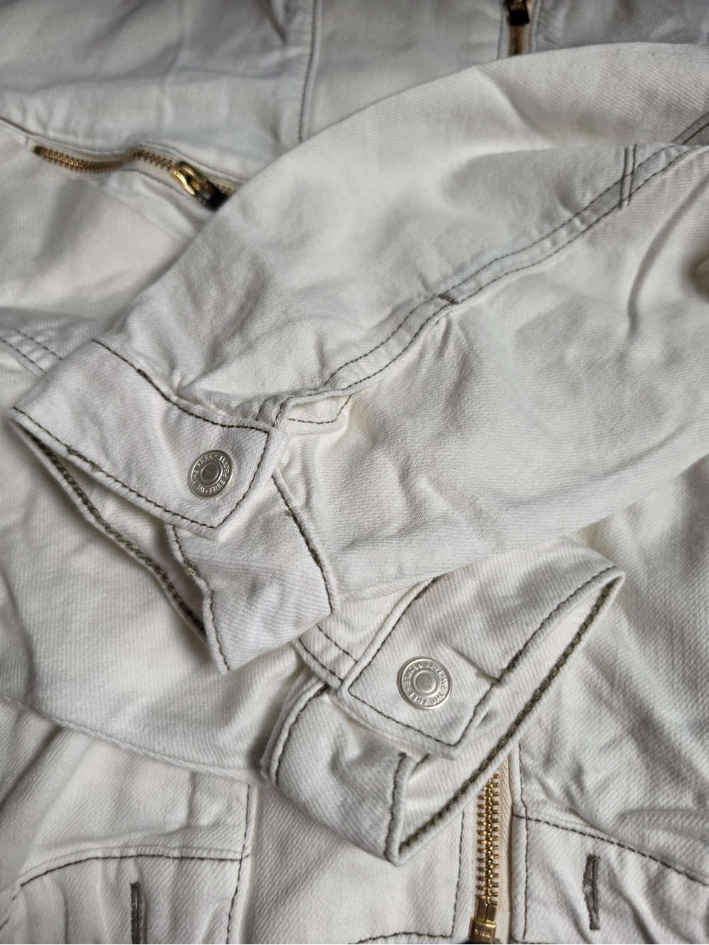 NWOT We The Free Urban cropped jacket. - Picture 8 of 9